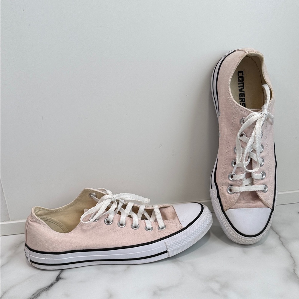 Converse Low Top Sneakers in Pale Pink and White women’s 8 - Picture 4 of 11